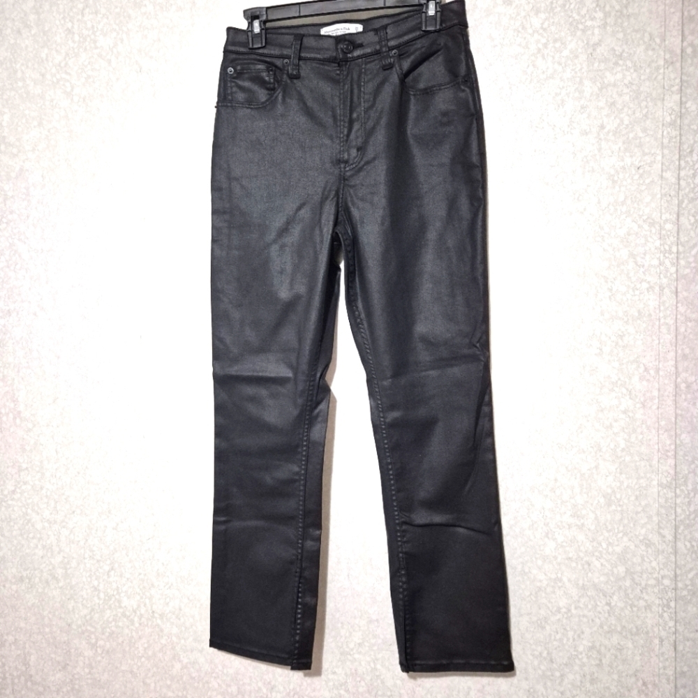 Abercrombie & Fitch Black,the 90's Slim Straight Ultra High Rise..SIZE:6